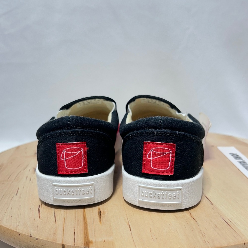 BucketFeet Adult Unisex Multicolor Canvas Slip On Sneakers NWT- W9 & M7.5 - Picture 8 of 11